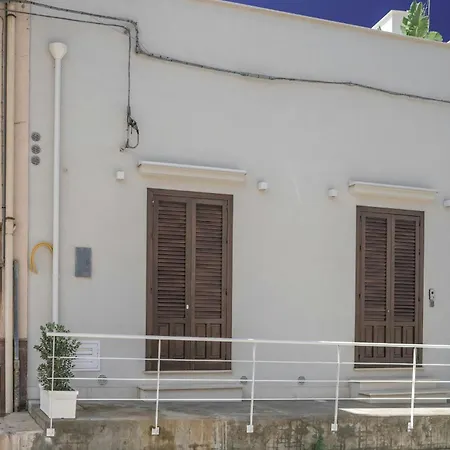 Casa Azzurra E Terrasini