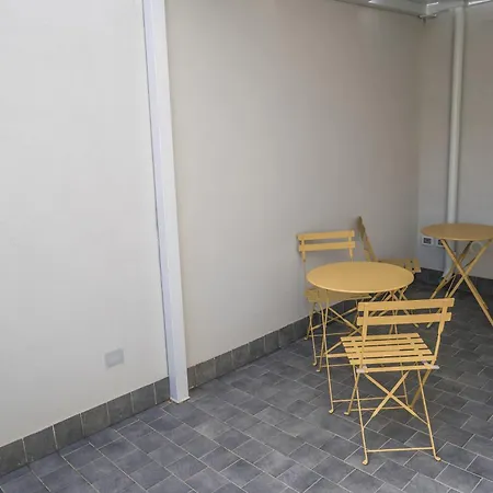 Casa Azzurra E *
